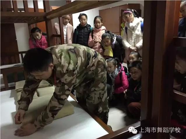示范校项目系列活动： 生命安全教育篇——我校师生参观梅陇消防支队纪事008.jpg