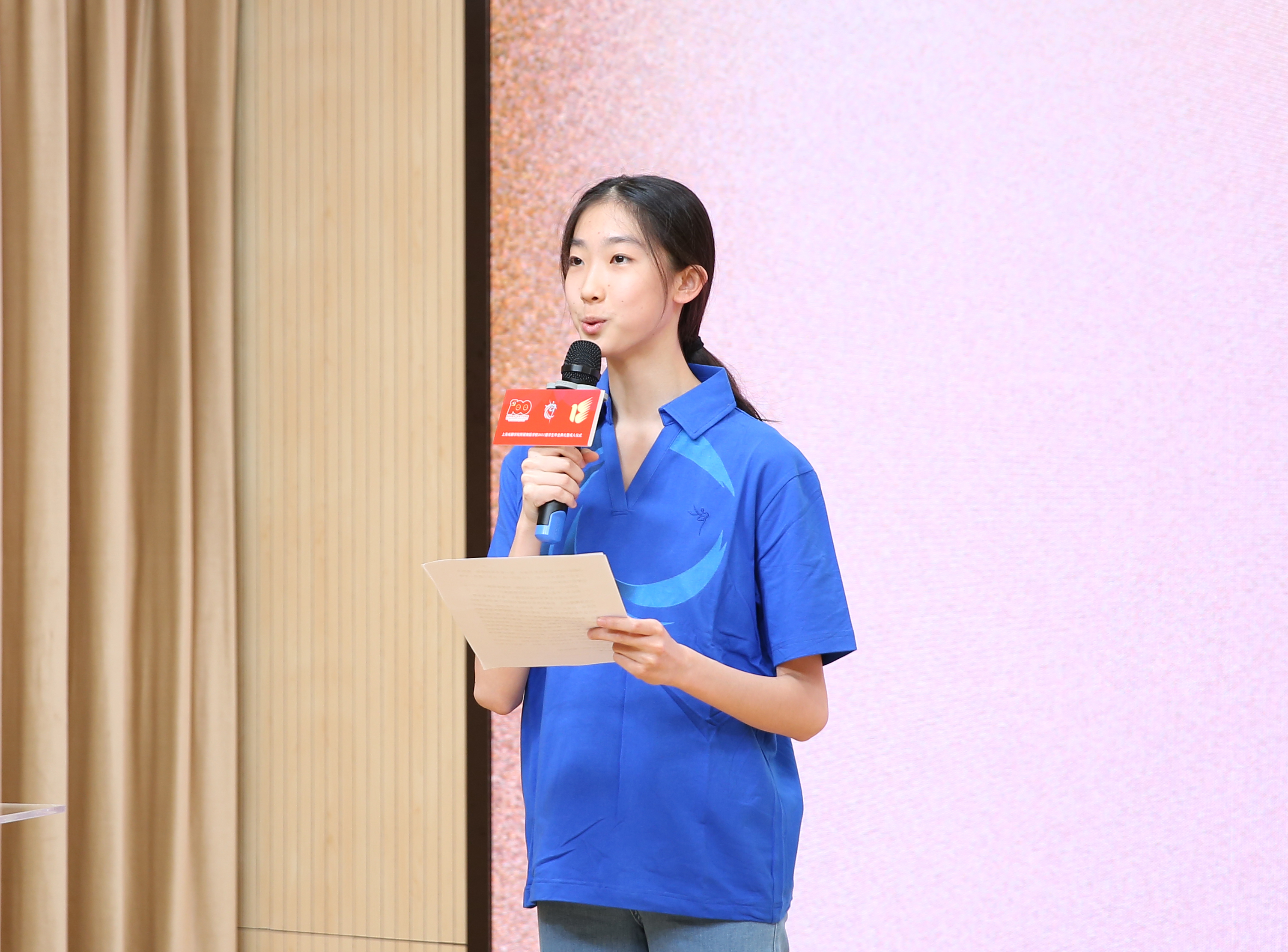毕业生代表发言.jpg